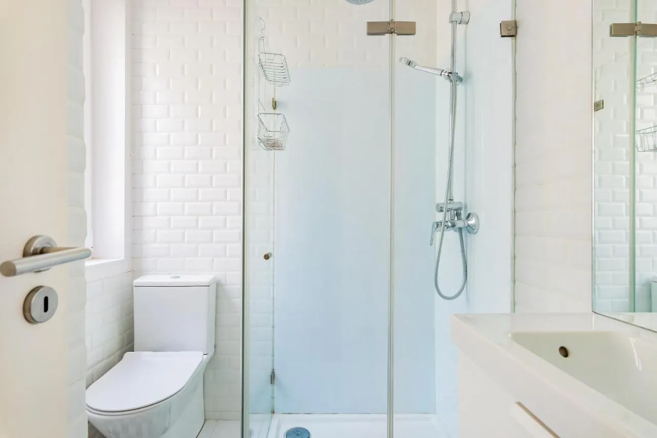 Apartment Romantic Alfama Getaway Lisbon