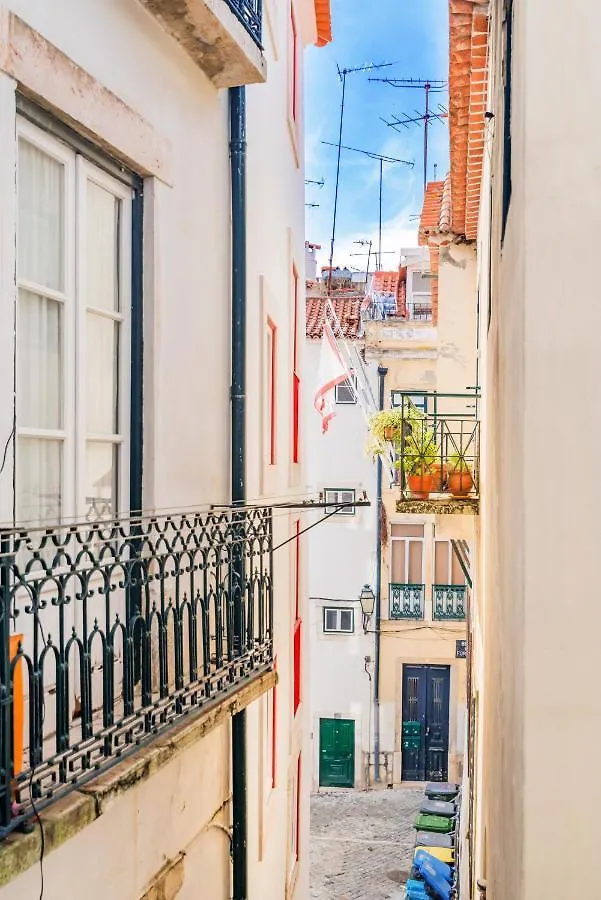 Apartment Romantic Alfama Getaway Lisbon